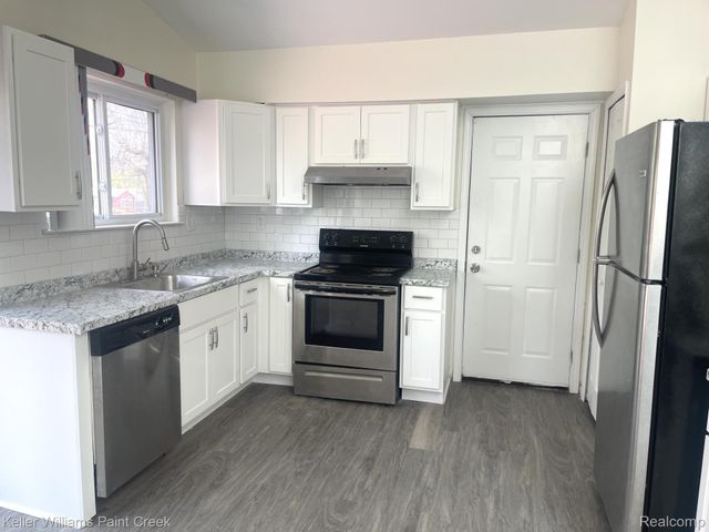 15570 Mount Vernon Street, Southfield, MI 48075