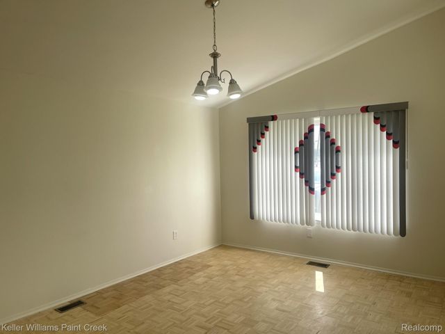 15570 Mount Vernon Street, Southfield, MI 48075
