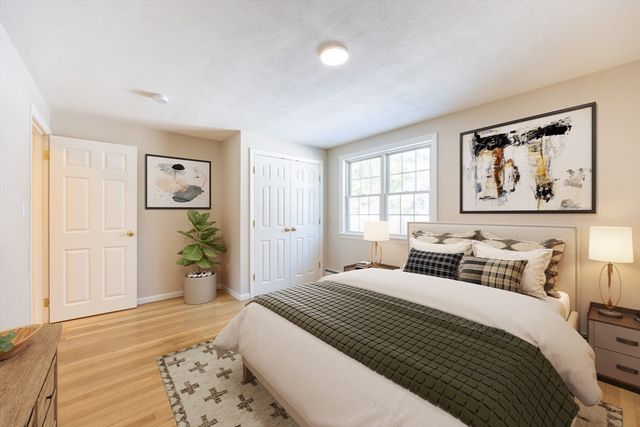 18 Northway St, Holliston, MA 01746