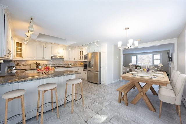 18 Northway St, Holliston, MA 01746