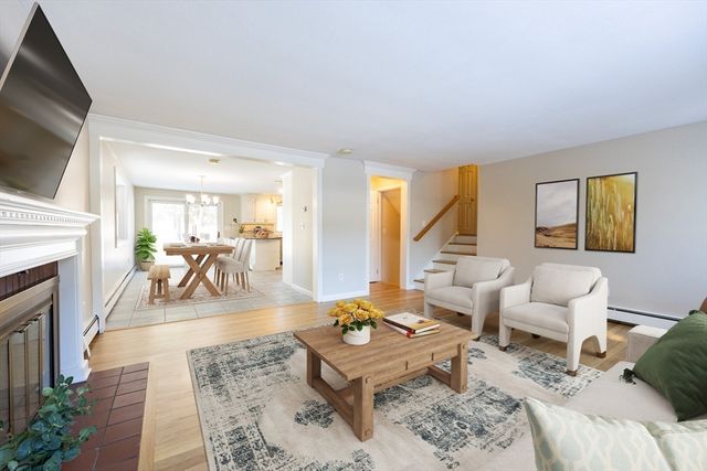 18 Northway St, Holliston, MA 01746