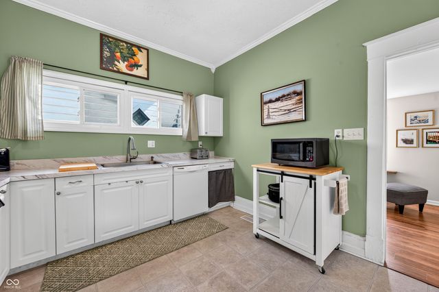 197 Hurricane Street, Franklin, IN 46131