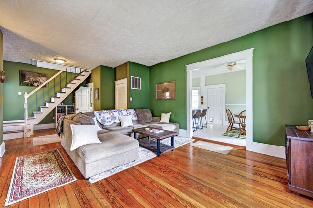197 Hurricane Street, Franklin, IN 46131