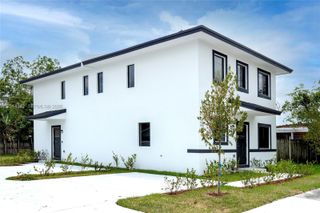 9155 NW 32 Ave, Miami, FL 33147