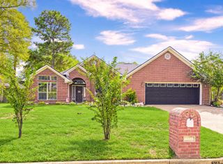 11237 Willow Oak Ln, Tyler, TX 75703