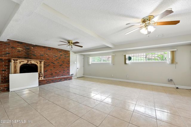 9408 EVESHAM Road, Jacksonville, FL 32208