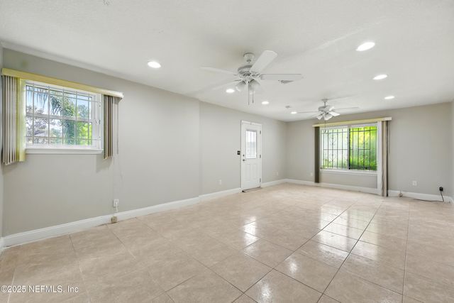 9408 EVESHAM Road, Jacksonville, FL 32208