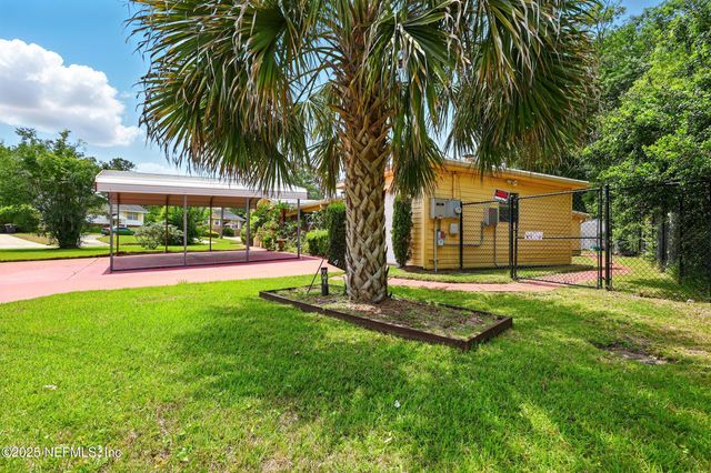 9408 EVESHAM Road, Jacksonville, FL 32208