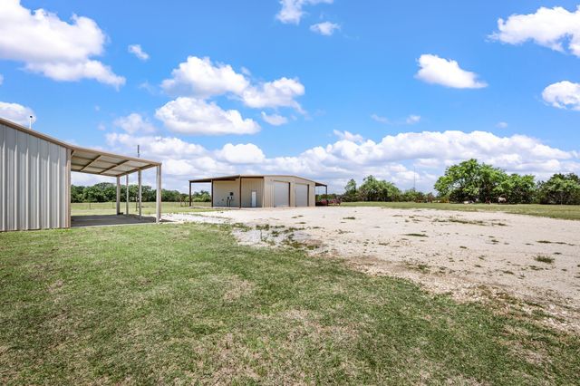 184 County Road 2484, Hico, TX 76457