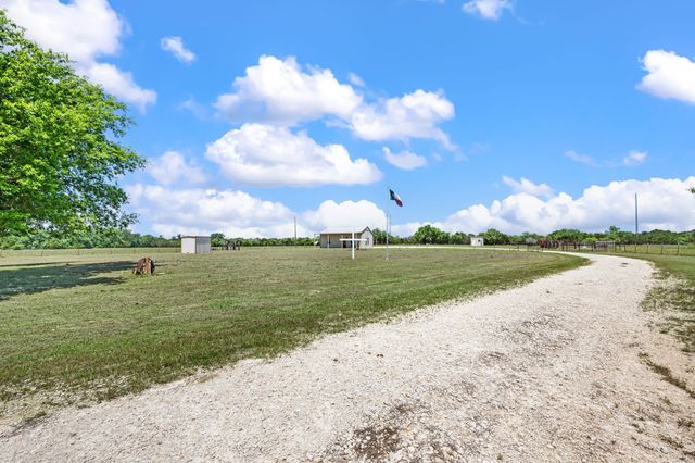 184 County Road 2484, Hico, TX 76457