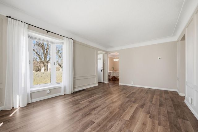 3137 Jersey Avenue S, Saint Louis Park, MN 55426