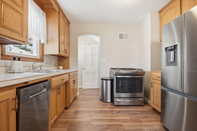 3137 Jersey Avenue S, Saint Louis Park, MN 55426