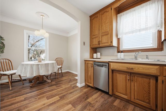 3137 Jersey Avenue S, Saint Louis Park, MN 55426