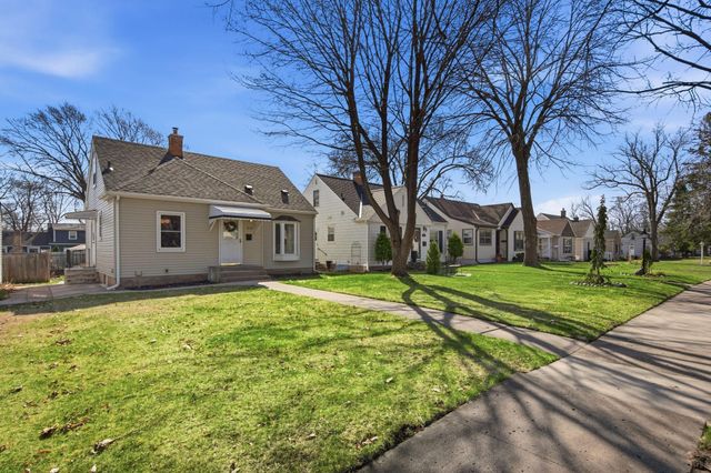 3137 Jersey Avenue S, Saint Louis Park, MN 55426