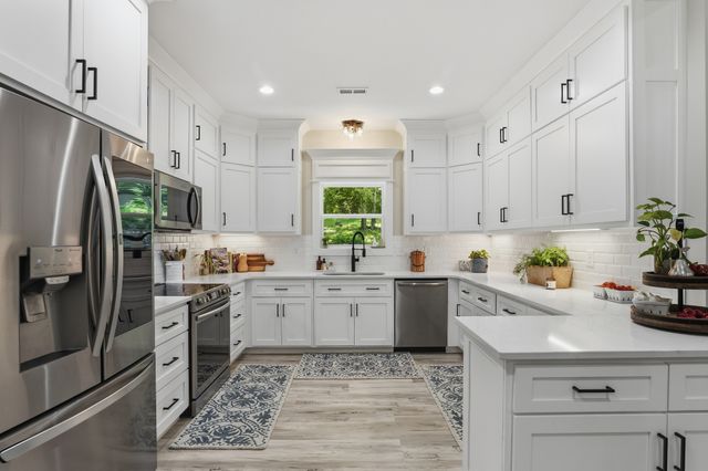 2022 Southport Rd, Culleoka, TN 38451