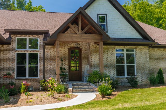 2022 Southport Rd, Culleoka, TN 38451