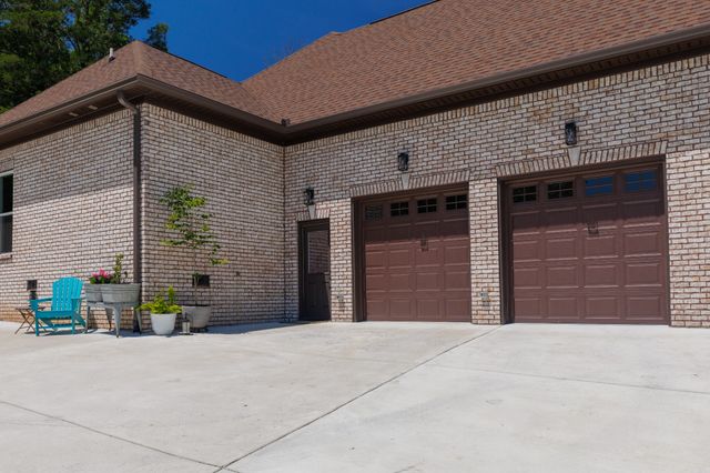 2022 Southport Rd, Culleoka, TN 38451