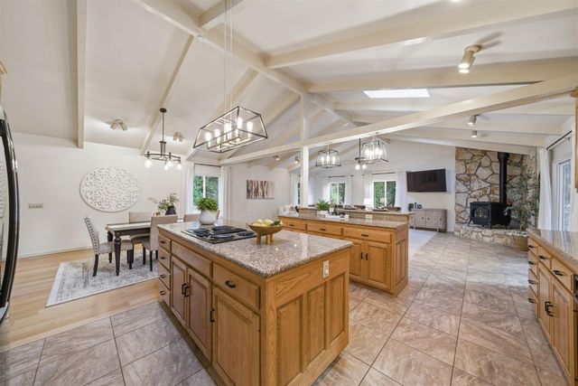 12880 Tabeau Ct, Pine Grove, CA 95665