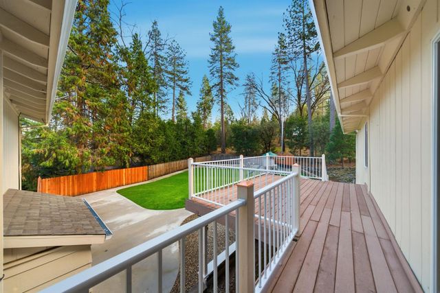 12880 Tabeau Ct, Pine Grove, CA 95665