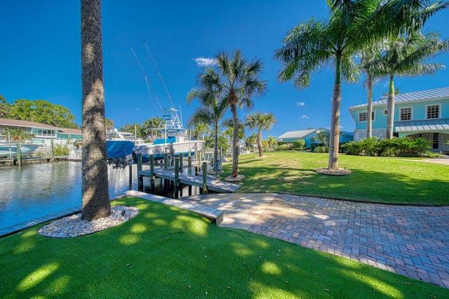 659 SW Bittern Street, Palm City, FL 34990