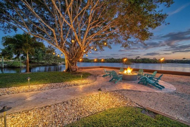 659 SW Bittern Street, Palm City, FL 34990