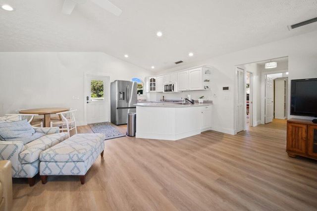 659 SW Bittern Street, Palm City, FL 34990