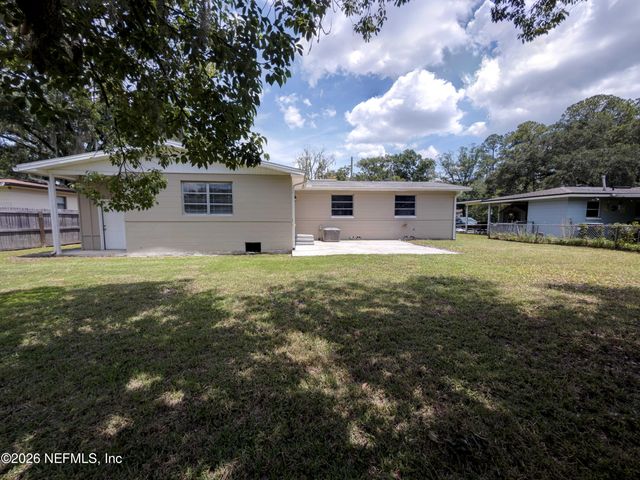 5020 GARETTE Drive E, Jacksonville, FL 32210