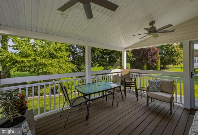 24 BEAR CREEK DR, Mantua, NJ 08051
