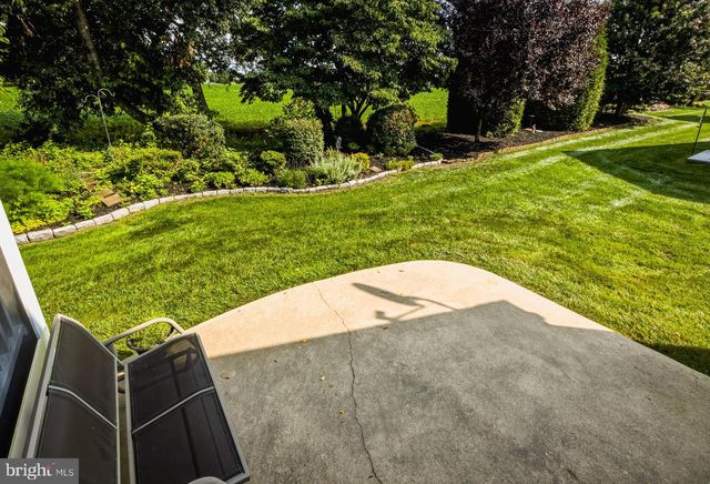 24 BEAR CREEK DR, Mantua, NJ 08051