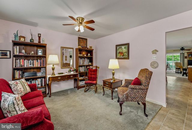 24 BEAR CREEK DR, Mantua, NJ 08051