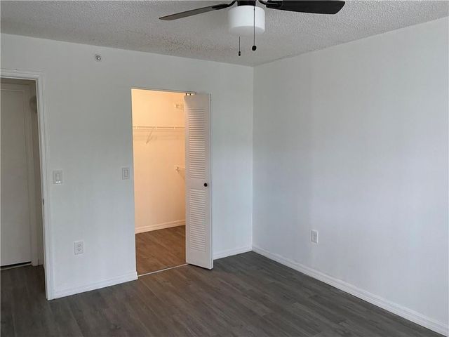 12112 Saint Andrews Place 205, Miramar, FL 33025