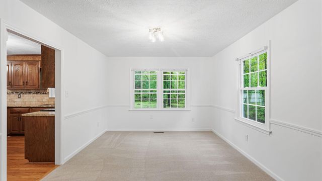 10550 BRENT TOWN RD, Catlett, VA 20119