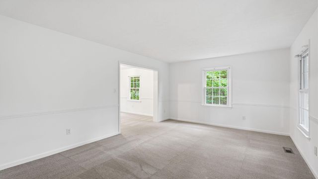 10550 BRENT TOWN RD, Catlett, VA 20119