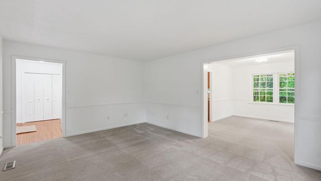 10550 BRENT TOWN RD, Catlett, VA 20119