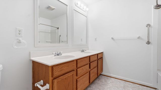 10550 BRENT TOWN RD, Catlett, VA 20119