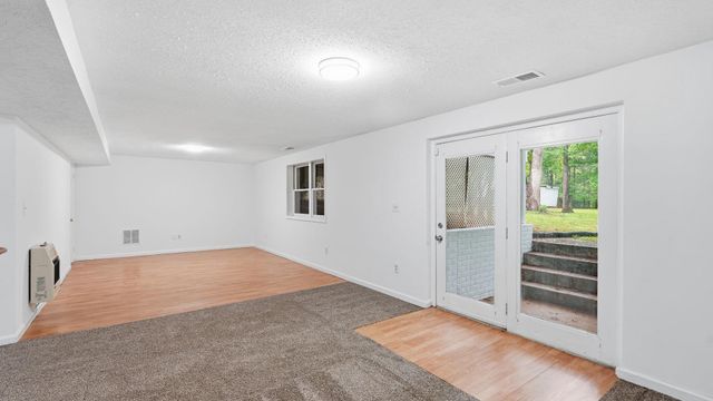 10550 BRENT TOWN RD, Catlett, VA 20119