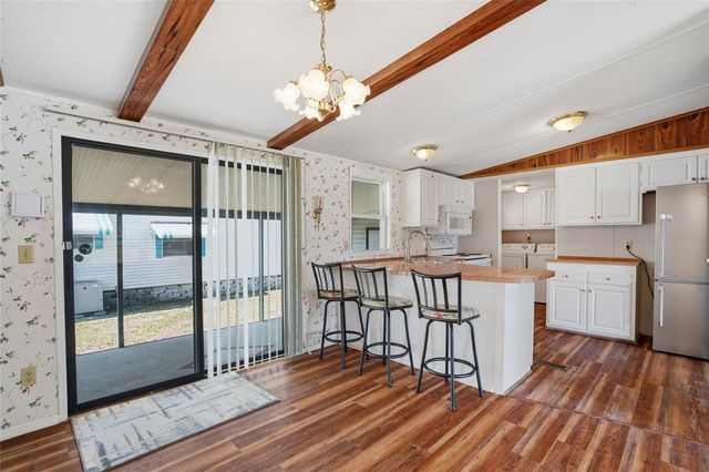 3933 SARAH DRIVE, Wesley Chapel, FL 33543