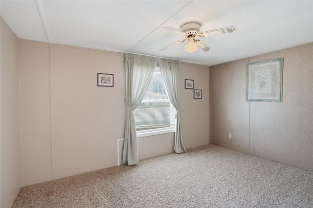 3933 SARAH DRIVE, Wesley Chapel, FL 33543
