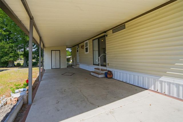 3933 SARAH DRIVE, Wesley Chapel, FL 33543