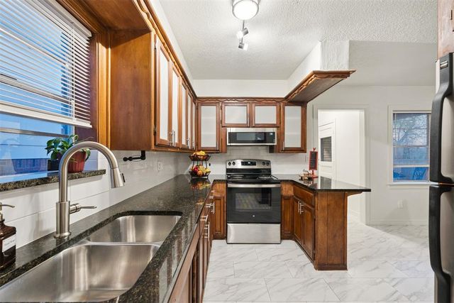 3020 NW 11th Street, Oklahoma City, OK 73107