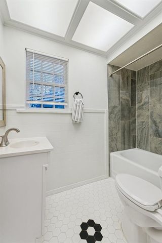3020 NW 11th Street, Oklahoma City, OK 73107