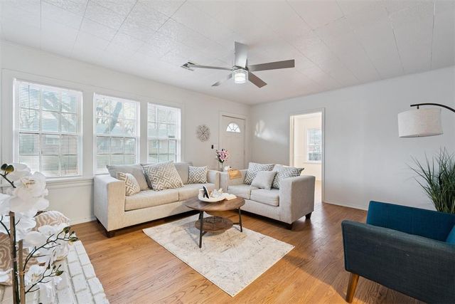 3020 NW 11th Street, Oklahoma City, OK 73107