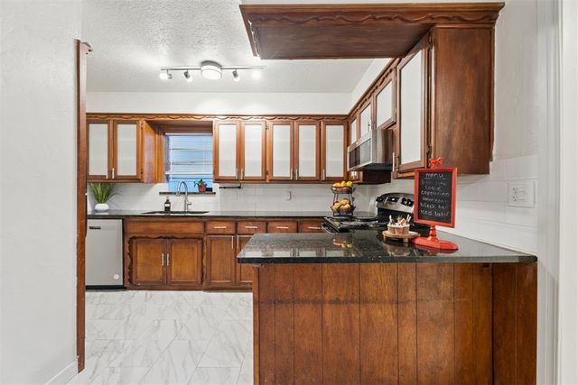 3020 NW 11th Street, Oklahoma City, OK 73107