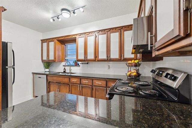 3020 NW 11th Street, Oklahoma City, OK 73107