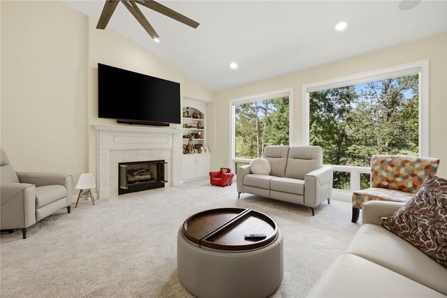 205 Cross Creek Drive, Seneca, SC 29678