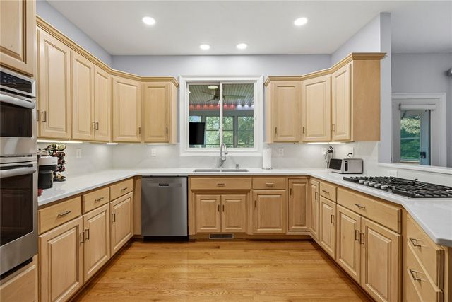 205 Cross Creek Drive, Seneca, SC 29678