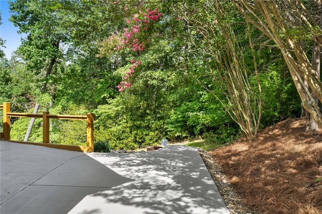205 Cross Creek Drive, Seneca, SC 29678