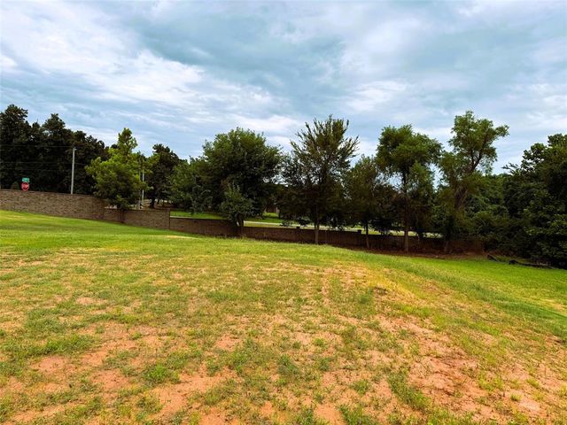 4425 Huntington Parkway, Choctaw, OK 73020