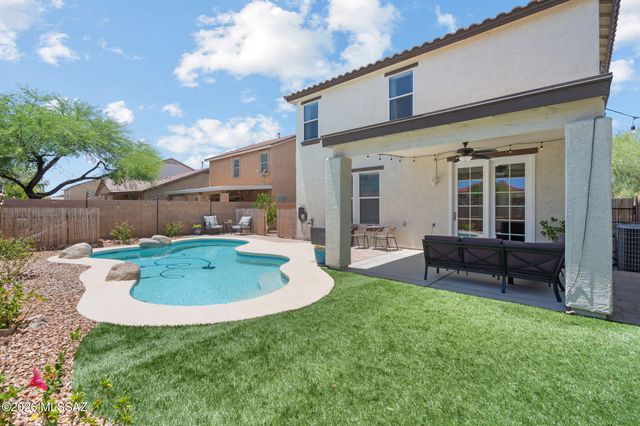 4687 W Calatrava Lane, Tucson, AZ 85742