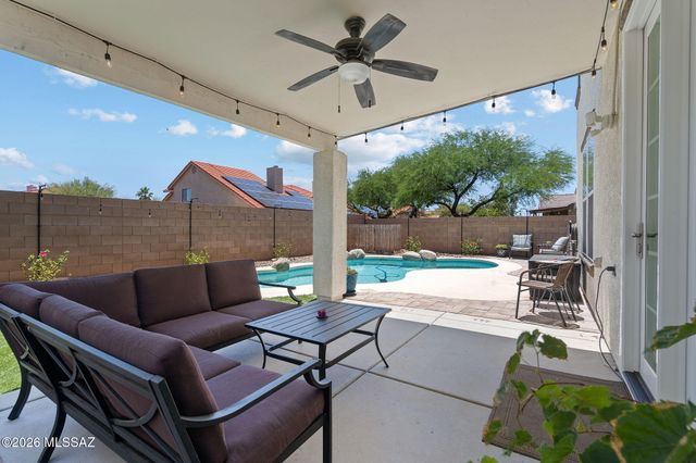 4687 W Calatrava Lane, Tucson, AZ 85742